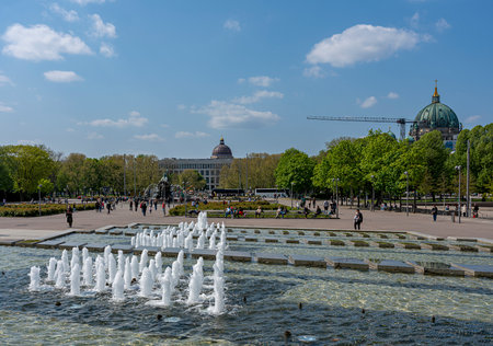 Fountains and water fountains at Alexanderplatz,のeditorial素材