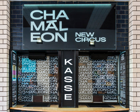 Box office of the ChamÃ¤leon New Circus in the Hackesche HÃ¶feのeditorial素材