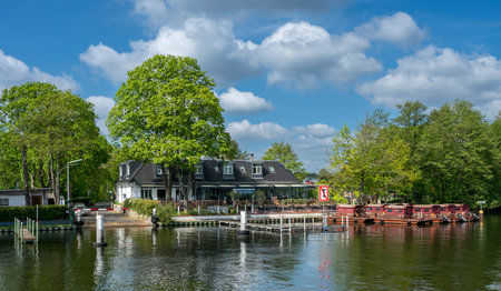 Houseboats at the Havelrestaurant in KonradshÃ¶he, Tegelのeditorial素材