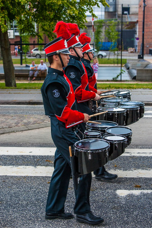 AABENRAA, DENMARK - JULY 6 - 2014: Russian tambour corps at a parade at the annual tilting festival in Aabenraaのeditorial素材