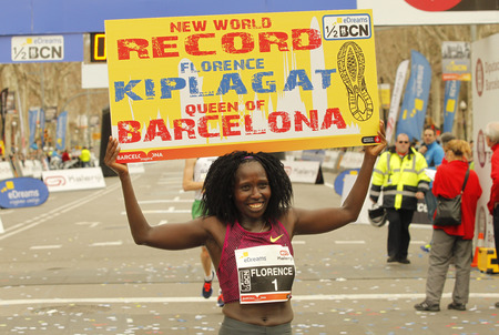 Florence Kiplagat after to break half Marathon world record during Barcelona Half Marathon in Barcelona on February 15, 2015 in Barcelona, Spain.のeditorial素材