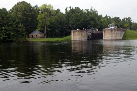 August 9, 2010. A lock on the Trent-Severn waterway in Eastern Ontario. The Trent-Severn waterway is operated by Parks Canada and may experience reduced operating hours in 2012 as a result of the job cuts to the public sector initiated by the Harper Goverのeditorial素材