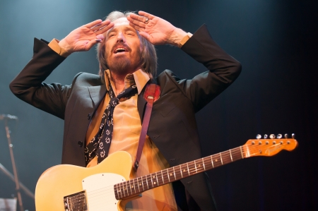 Tom Petty and The Heartbreakers perform at Budweiser Gardens in London Ontario, on June 18, 2013. The sold out concert was the only Canadian date on the bands 2013 concert tour.のeditorial素材