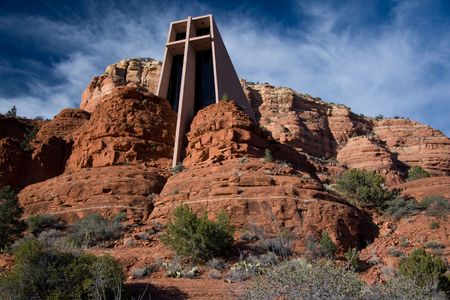 The Chapel of the Holy Cross is a Catholic chapel belonging to the Parish of Saint John Vianney and the Roman Catholic Diocese of Phoenix. It was built directly into a butte and offers a spectacular view of the valley 200 feet below.の写真素材