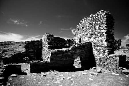 Less than 800 years ago, Wupatki Pueblo was the largest pueblo around. It flourished for a time as a meeting place of different cultures.の写真素材