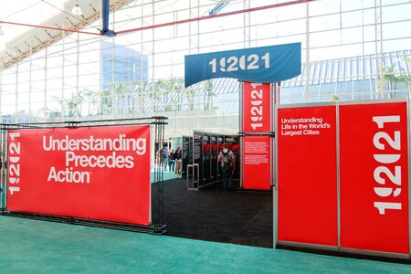 SAN DIEGO - JULY 13: ESRI (Environmental Systems Research Institute) user conference display booth of the 192021 project. July 13, 2010 in San Diego Californiaのeditorial素材