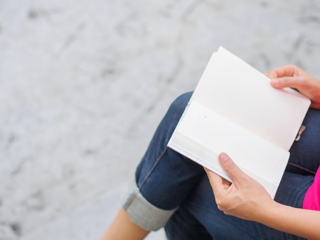 woman reading and relaxingの写真素材