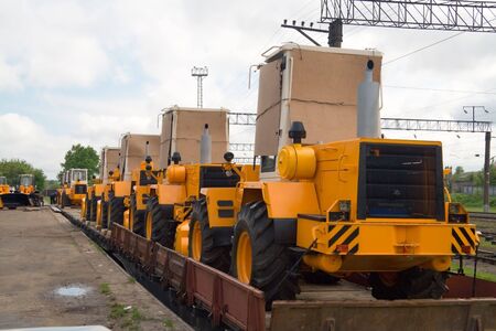 line new loaders are in the platform