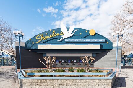Mountain View, CA/USA December 31, 2016: Ticket Sale office of Shoreline Amphitheatreのeditorial素材