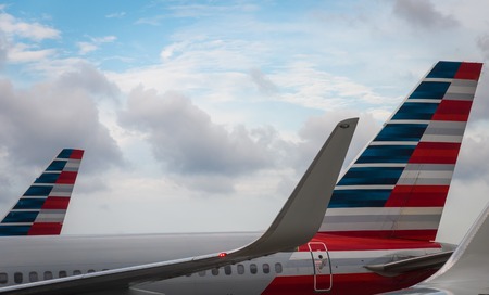 Aeroplanes of American Airlines in the hubのeditorial素材