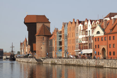 The medieval port crane over Motlawa river in Gdansk, Polandの写真素材