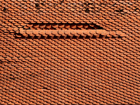 damage old tile roofの写真素材