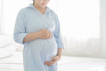 Pregnant women, near-birth and cysts , and Premature