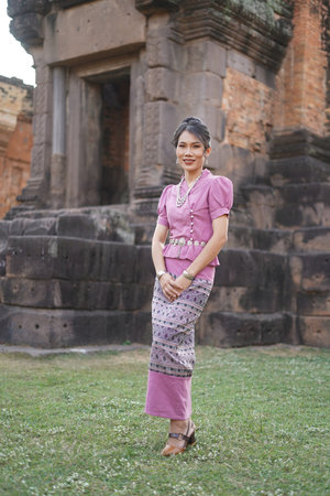Beautiful Thai Woman traditional and Thai dress  paying  on the Songkran tradition festival in Thailandの写真素材