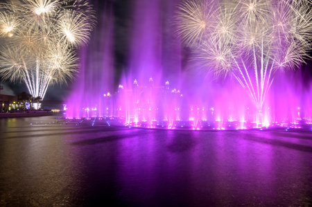 13 th november 2020, the pointe ,dubai. View of the spectacular fireworks and the colorful dancing fountains during the diwali celebration at the pointe palm jumeirah, dubai , uae.のeditorial素材