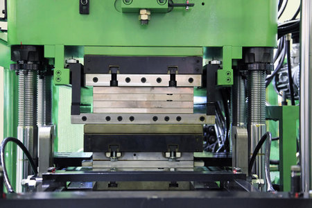 A Powerful Press for the Creation of Rubber Products from Rubber