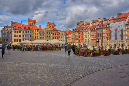 POLAND, WARSAW-SEPTEMBER 17,2019 Views of the city of Poland with its streets, its people and its squaresのeditorial素材