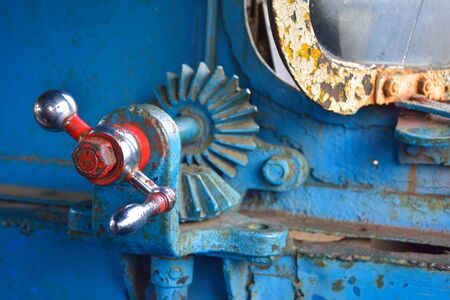 old steering gear in a steam locomotive, steering gear close upのeditorial素材