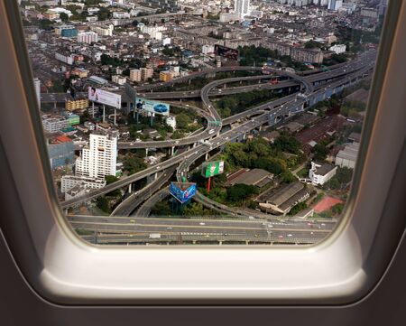 BANGKOK, THAILAND - DECEMBER 23: Bird eye view of Traffic on December 23, 20 13 in Bangkok.のeditorial素材