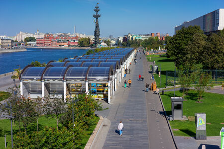 big city touristic travel views summer dayのeditorial素材