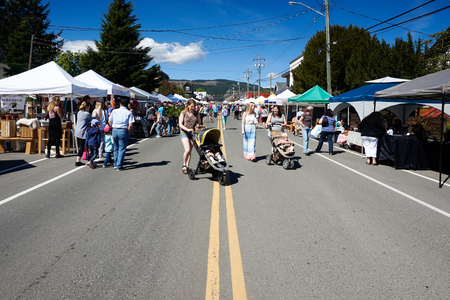 Comox Valley~Vancouver Island,BC, Canada, May 20 2017 Village Market Days on Dunsmuir Avenue in Cumberland~Vancouver Island,BC, Canadaのeditorial素材
