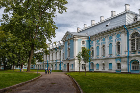 Smolny cathedral - saint petersburg in summer parkのeditorial素材