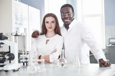 Laboratory laboratories conduct experiments in the chemical laboratory.