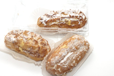 pastry filled with cream
