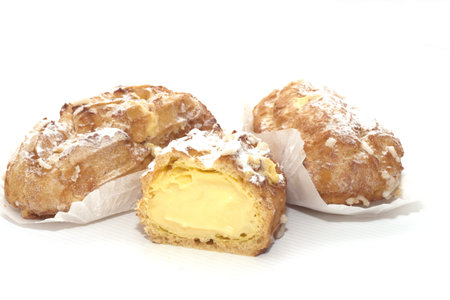 pastry filled with cream