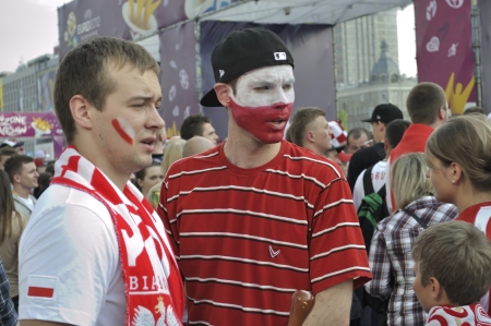 Warsaw, Poland - June 8, 2012 - Poland fans at the Warsaw fan zone during the UEFA EURO 2012 Group A match against Greece.のeditorial素材