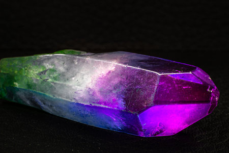 closeup of amethyst gemstone on black background, studio shotの写真素材