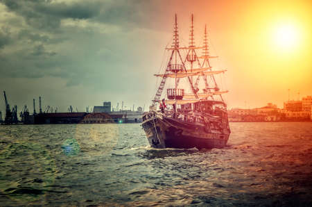 THESSALONIKI, GREECE - MARCH 26: Cruise ship for sightseeing on promenade along shore of Aegean sea, on March 26, 2017 in Thessaloniki, Greeceの写真素材