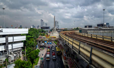 BANGKOK, THAILAND - October 29: Victory monument in central Bangkok on October 29, 2015 in Bangkok.のeditorial素材
