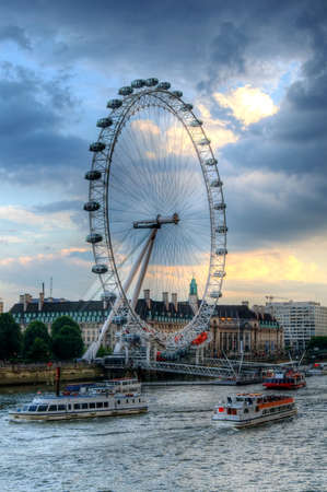 London eye and the Thames river at sunsetのeditorial素材