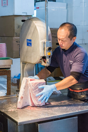 Tokyo / Japan - October 21, 2017: Tsukiji fish market in Tokyo, largest wholesale fish and seafood market in the world, handling over 2,000 tons of marine products per dayのeditorial素材