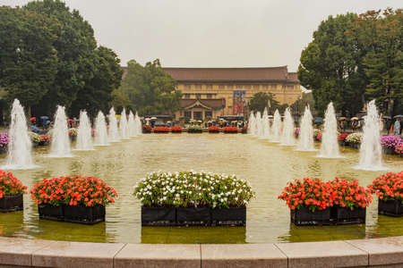 Tokyo / Japan - October 21, 2017: Fountains in front of Tokyo National Museum, the oldest Japanese national museum and one of the largest art museums in the world, located inside Ueno Parkのeditorial素材