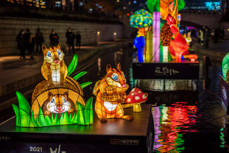 Seoul Lantern Festival along Cheonggyecheon Stream in Seoul, South Korea on November 29, 2021のeditorial素材