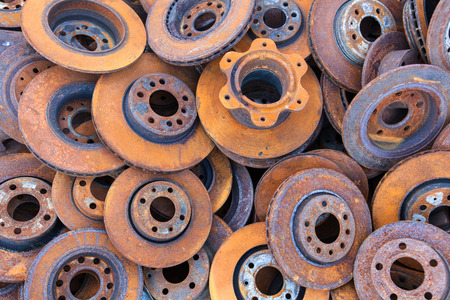 pile of old brake discs for recyclingの写真素材