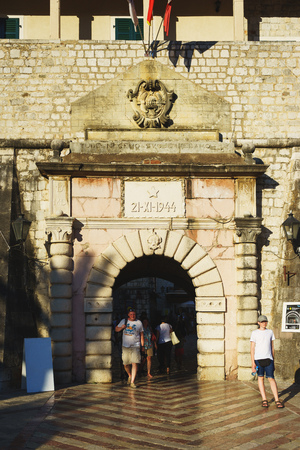 July 2017 - Kotor, Montenegro. Ancient fortress Kotor in Montenegro. Tourists and visitors of the city enter the main gate of the fortress.のeditorial素材