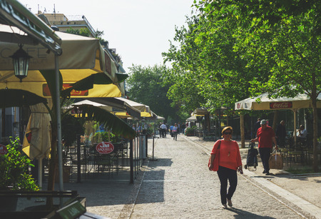 Greece, Athens, April 2018. Warm sunny morning in the streets of the Greek capital. Tourists and residents of the city on the streets. Atmosphere and mood. Journey.のeditorial素材