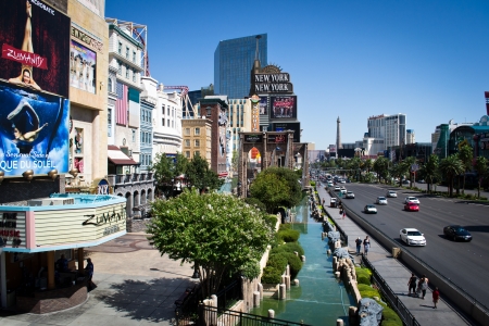 las vegas, nevada-August, 2 2012 lview of the strip hotel new york new york You can see the theater where the cirque du soleil does the show Zumanityのeditorial素材