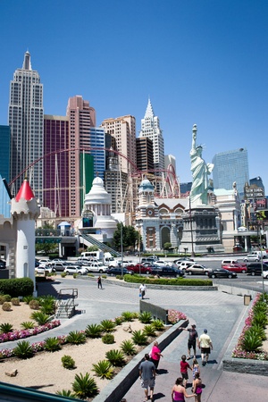 las vegas, nevada-August, 2 2012 view from the strip of the hotel casino new york new yorkのeditorial素材