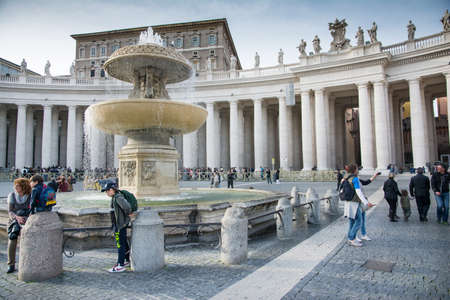 Vatican city,Vatican city state - march 15,2014 more people and pilgrims in St  Peterのeditorial素材