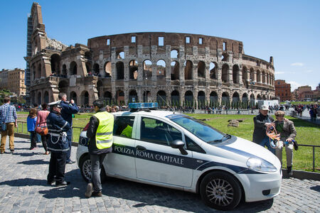 rome,italy-April 17,2014 control of the police around the coliseum that everything is quiet and safe in a sunny dayのeditorial素材