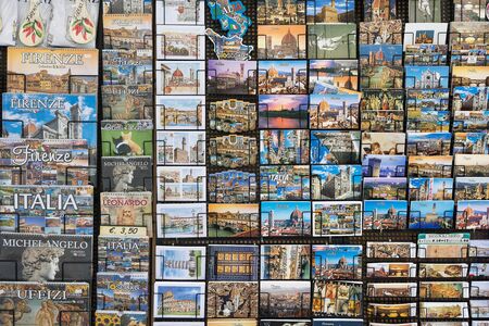 florence,Italy-august 26,2014:postcards and books on the beauties of florenceのeditorial素材