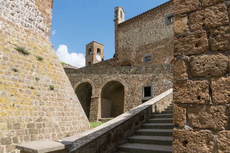 Celleno,Italy-april 30,2018:Walking through the ruins of the ghost village of Celleno during a sunny dayのeditorial素材