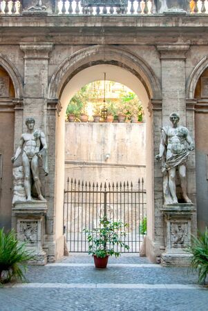Palazzo Mattei di Giove Courtyard, Rome, Italy.のeditorial素材