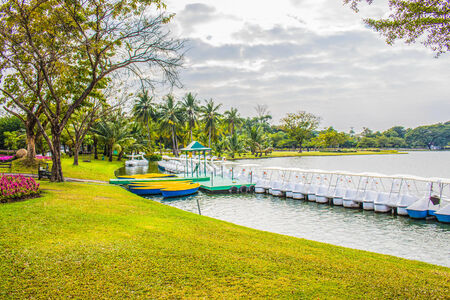 Boats for rent riverbank park in the lake.の写真素材