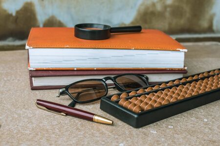 The device works on the table.の写真素材