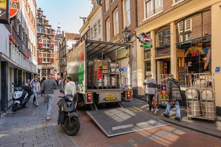 People at streets of Amsterdam during spring timeのeditorial素材